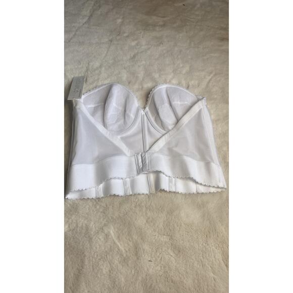 Dominique Strapless Backless Bra - Picture 3 of 9